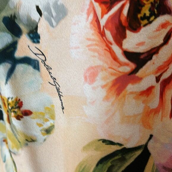 Dolce & Gabbana
Cap-Sleeve Poppy-Print Cady Stretch Top - Picture 3 of 8